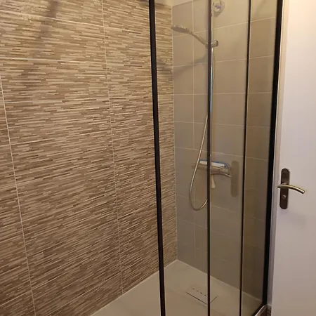 Chez Nathalie Près De La Gare Carcassonne