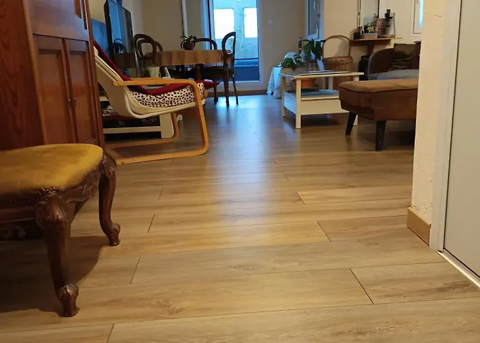 Chez Nathalie Pres De La Gare *